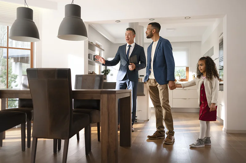stage home showing